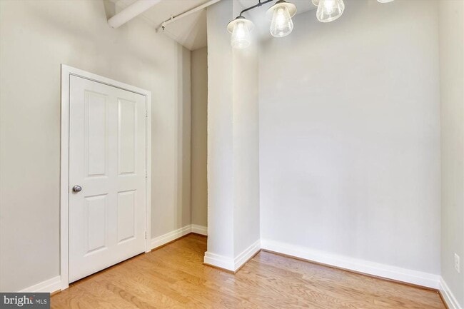 Building Photo - 4480 Market Commons Dr