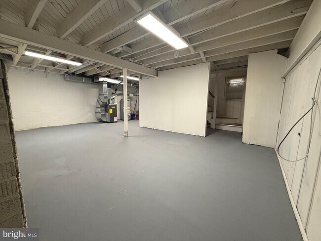 Building Photo - 804 Radnor Ave