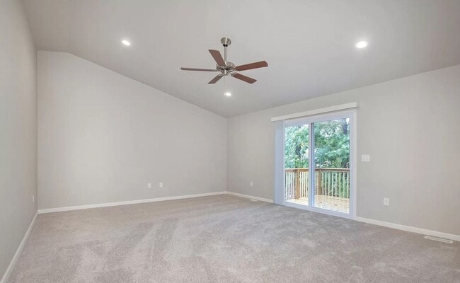 Building Photo - Newer Kentwood Home for Lease May 15 Occupancy!