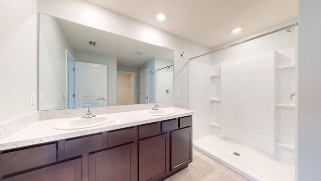 Building Photo - 10807 Norman Pl