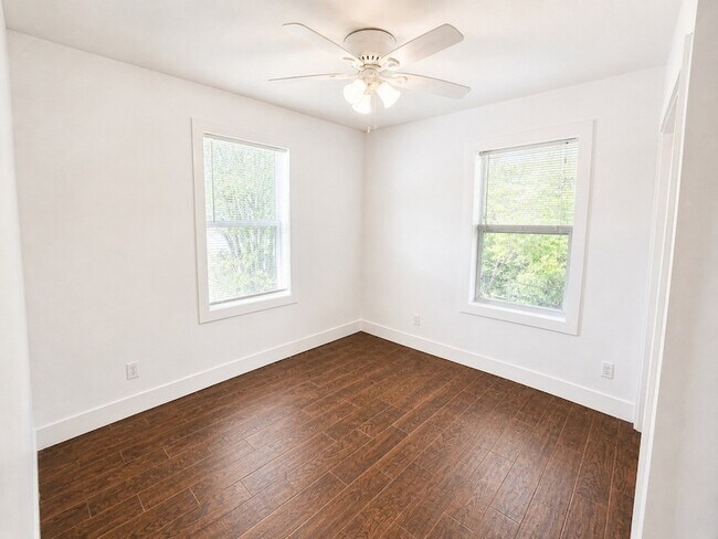 Building Photo - 2215 46th St