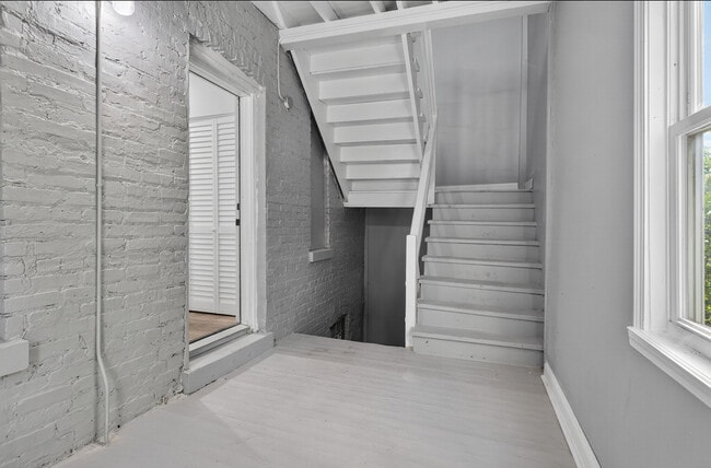 Building Photo - 6660 S Michigan Ave