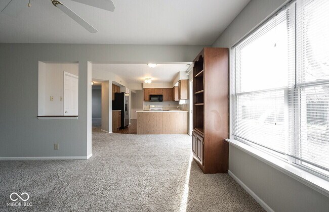 Building Photo - 11015 Brave Ct