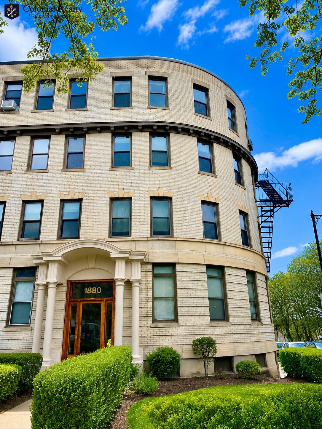 Building Photo - 1880 Commonwealth Ave