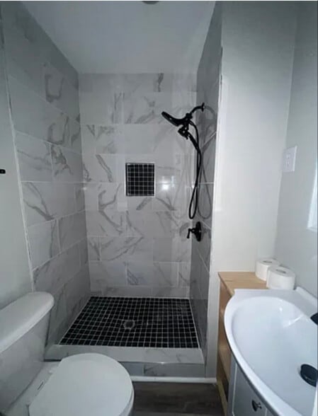 Building Photo - 232 Pecan St