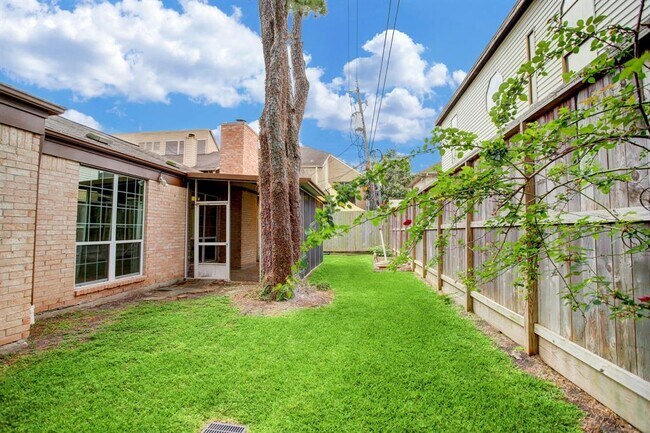 Building Photo - 1108 Nantucket Dr