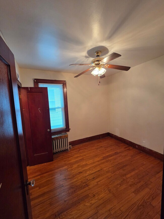 Building Photo - 49 Grandview Terrace