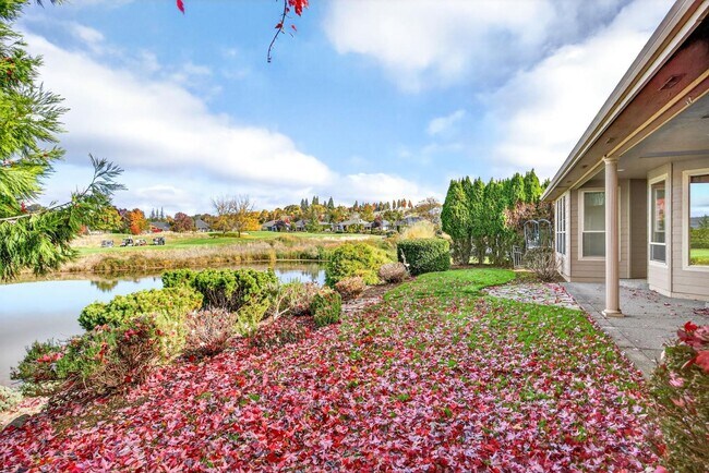 Building Photo - 460 Robert Trent Jones Blvd