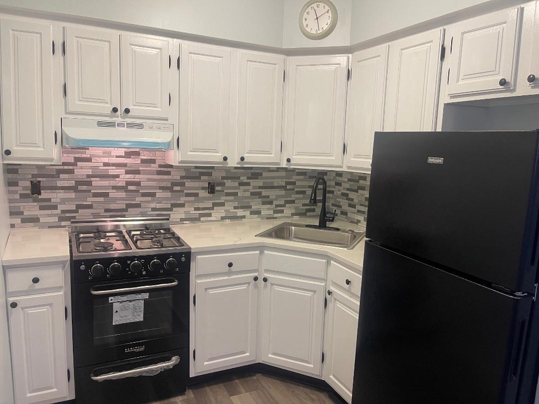 Building Photo - 916 S 11th St