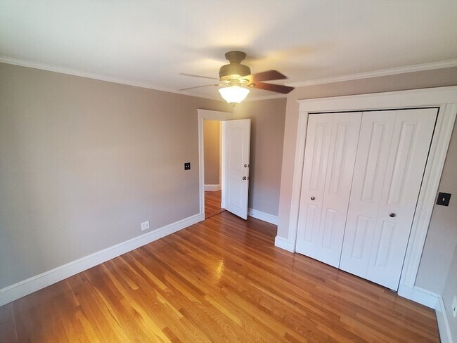 Building Photo - 1 Grayson St