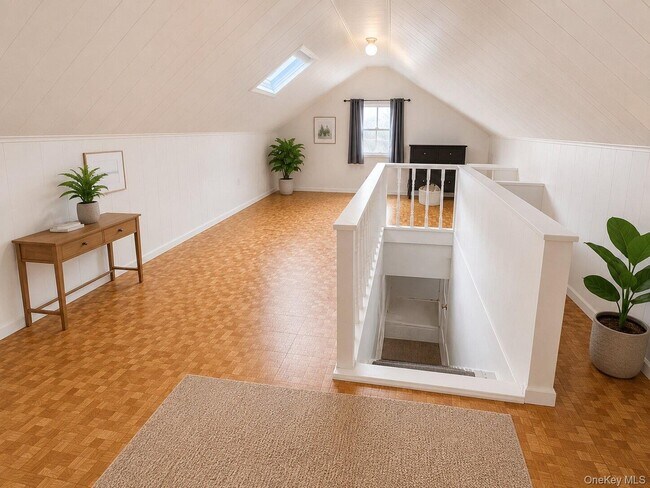 Building Photo - 44 Oakridge Rd