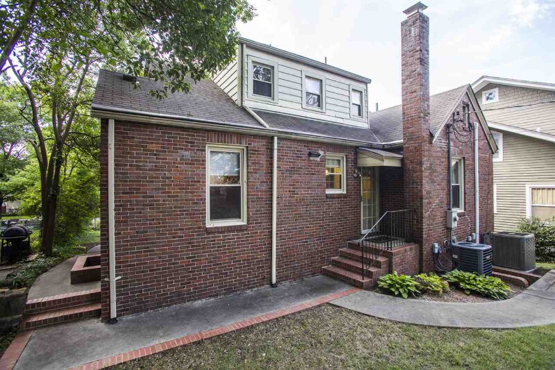 Building Photo - 920 Monmouth Ave