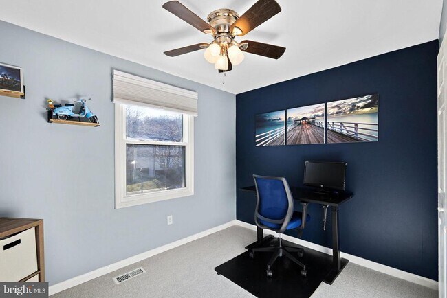 Building Photo - 5341 Harbor Ct Dr