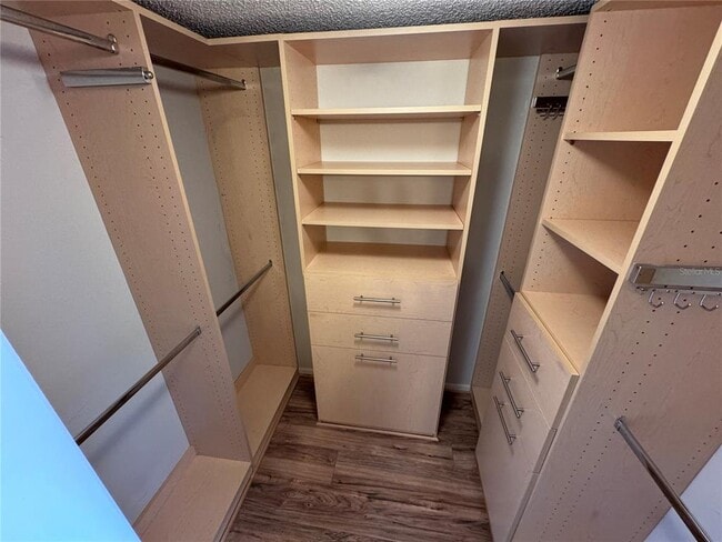 Building Photo - 201 W Laurel St