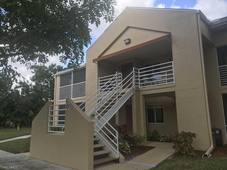 Building Photo - 3100 Seasons Way