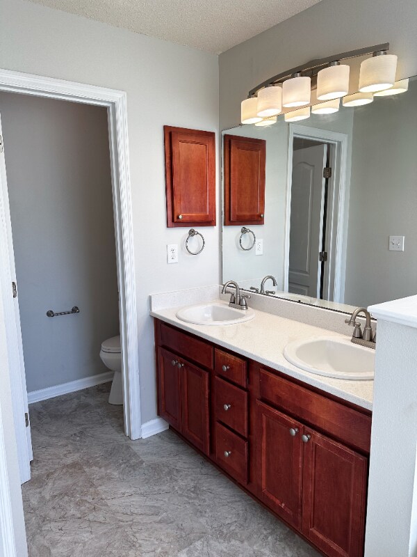 Building Photo - 118 Artesian Ln NW