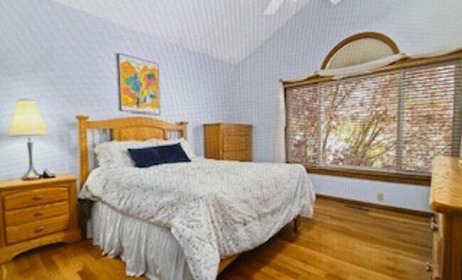 Building Photo - 3 Bedroom / 3.5 Bath House in Peoria