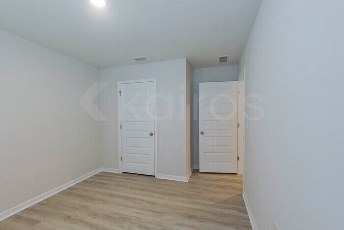Building Photo - 4746 Malay Cir