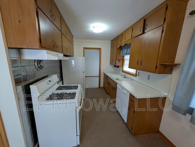 Building Photo - 1217 Dorothy Dr