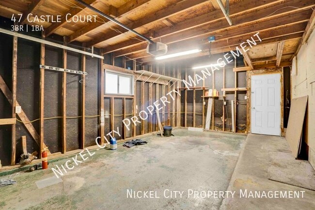 Building Photo - 47 Castle Ct