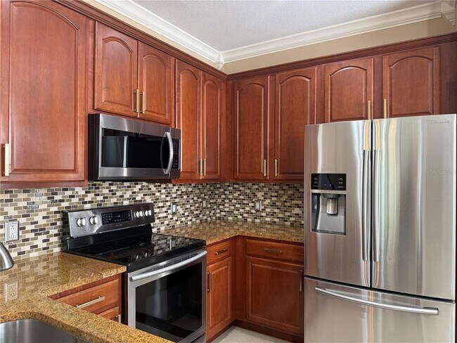 Building Photo - 934 Rock Harbor Ave