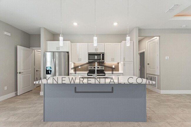 Building Photo - 3093 Spice Ln
