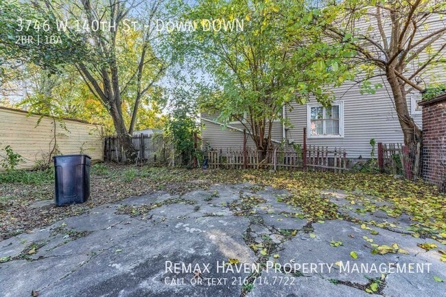 Building Photo - 3746 W 140th St