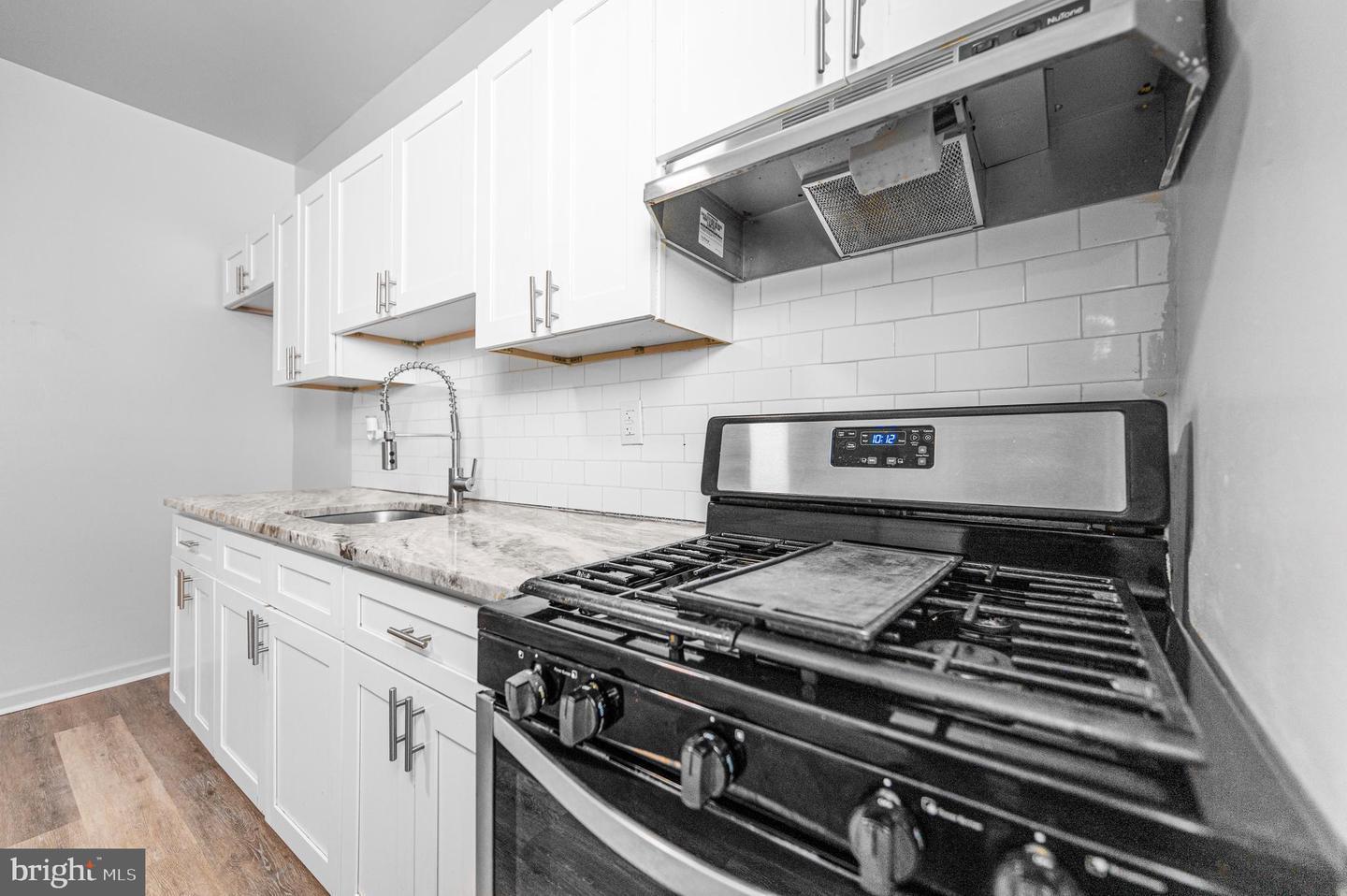 Building Photo - 3156 N 27th St