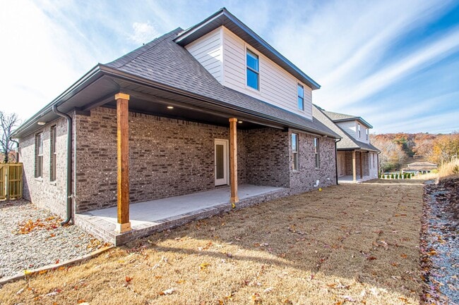 Building Photo - Newer Construction Home, WLR