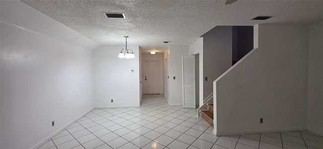 Building Photo - 1381 Sussex Dr