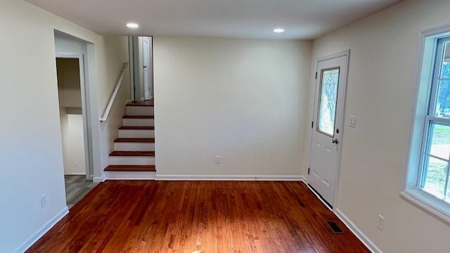 Building Photo - 115 N Valley Dr NW