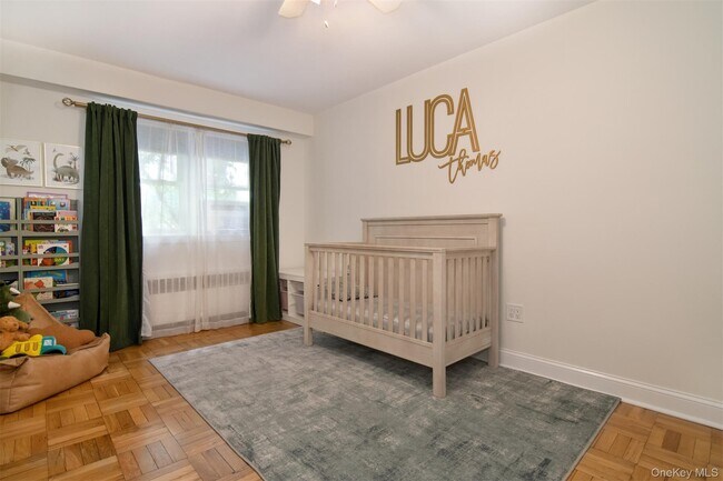 Building Photo - 140 N Broadway