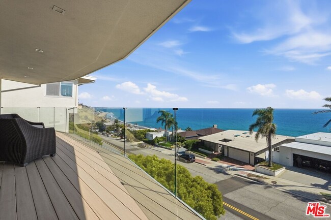 Building Photo - 18109 W Coastline Dr