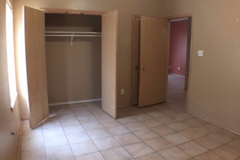 Building Photo - 3802 Clavel St
