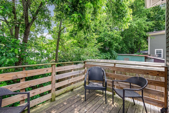 Building Photo - Modern Nations Home | 2 Bed, 2 Bath | 900 ...