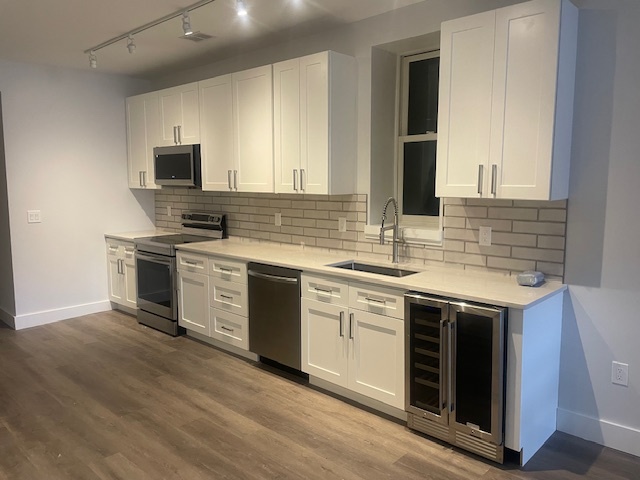 Gorgeous New Kitchen - 50 E McMicken Ave