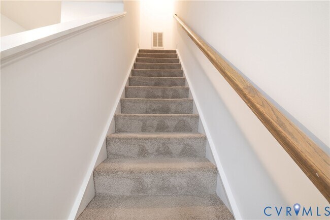 Building Photo - 6932 Leire Ln