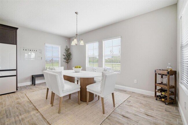 Building Photo - 6396 Roadstead Ct