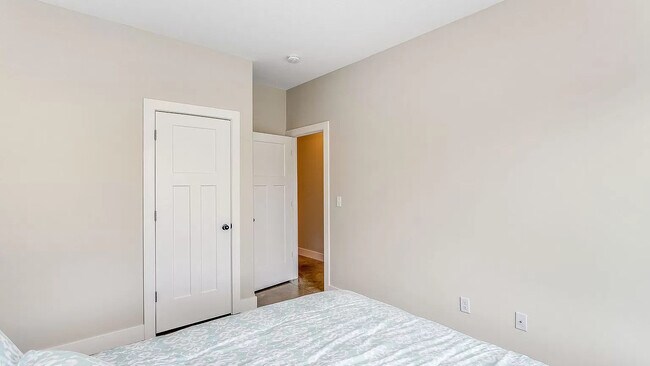 Bedroom 3 - 902 W Onewood Pl