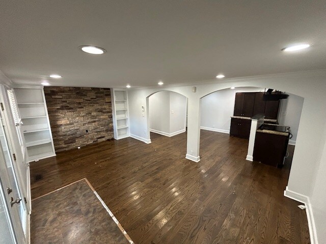 Building Photo - 516 Sage Rd