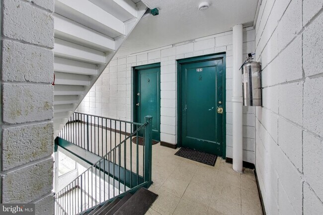 Building Photo - 5509 1st St NW