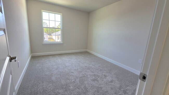 Building Photo - 7521 Bent Tree Lp