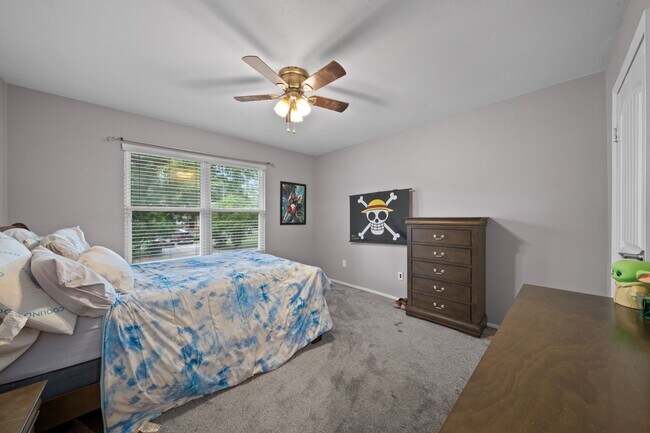 Building Photo - 2147 Lone Rock Dr