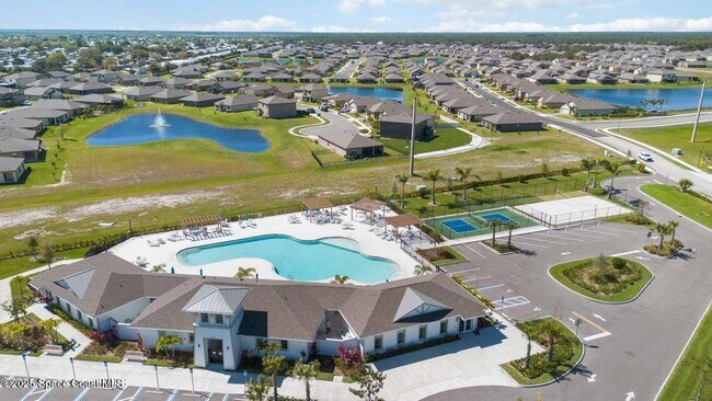 Building Photo - 7144 Topaz Dr