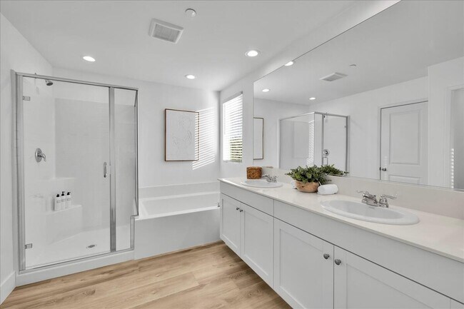 Building Photo - 83796 Moreno St