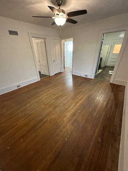 Building Photo - 53 Hoffman St