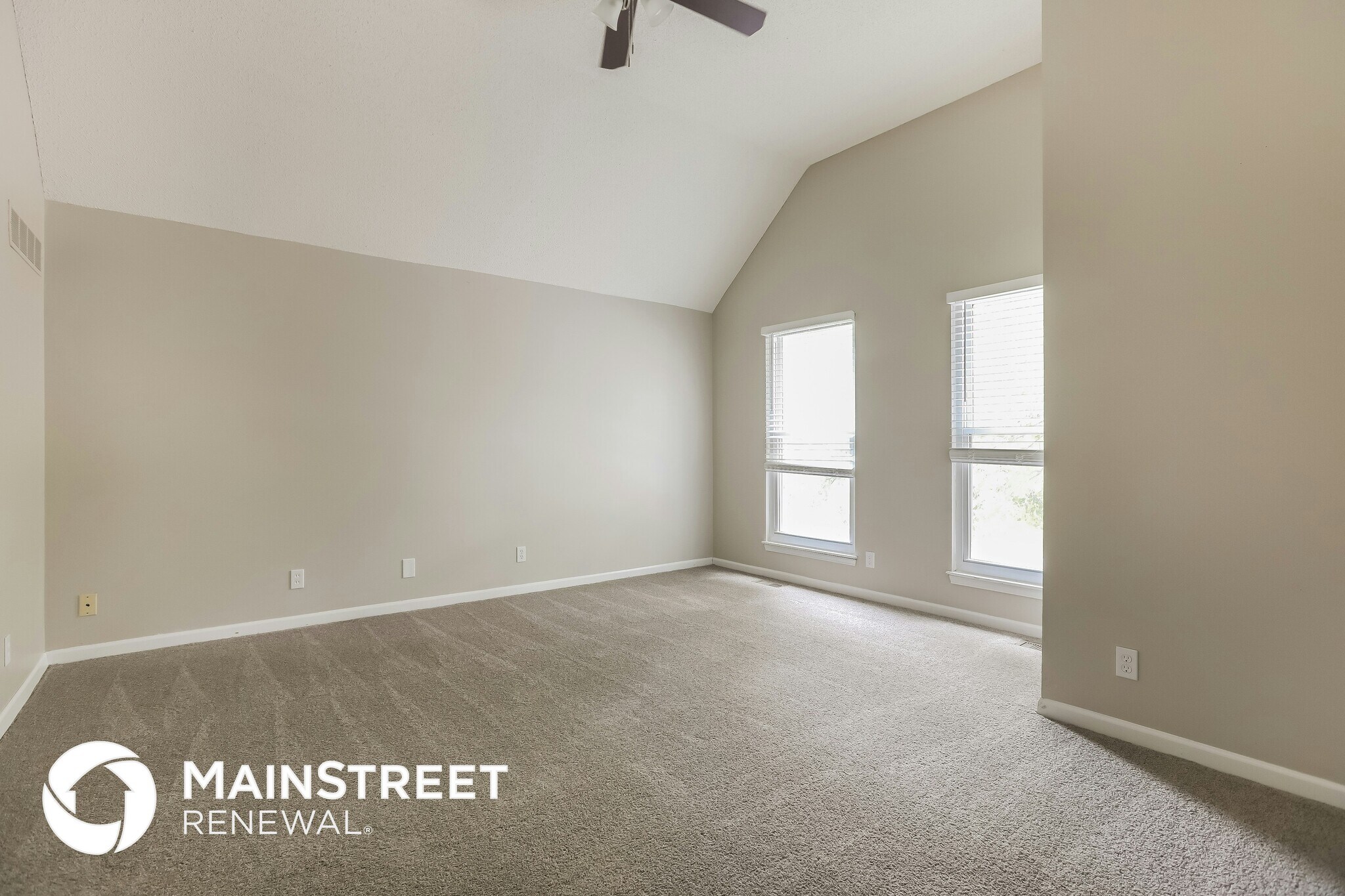 Building Photo - 1231 N Marilla Ln