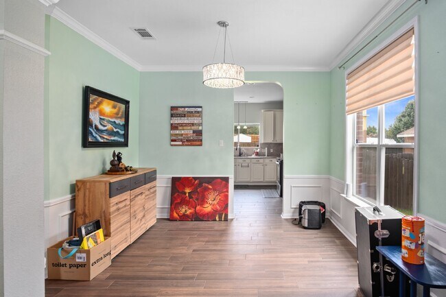 Building Photo - "FREE 2 WEEKS RENT! Spacious 4-Bedroom Oasis with 3.5 Baths at Harker Heights - 3,070 Sq Ft of Co...