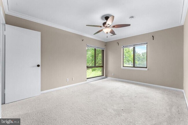 Building Photo - 6099 Majors Ln