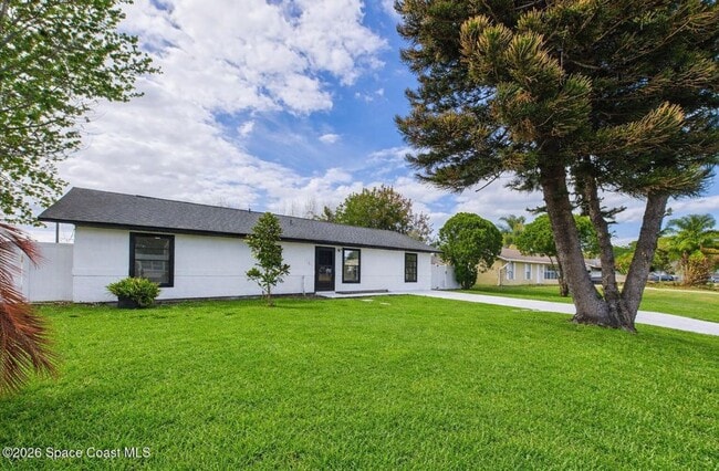 Building Photo - 6990 Bryant Rd